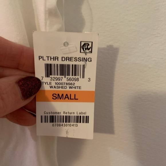 Bar III small white short sleeved tee - Picture 8 of 9